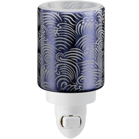 Scentsy midnight tide - Picture 2 of 3